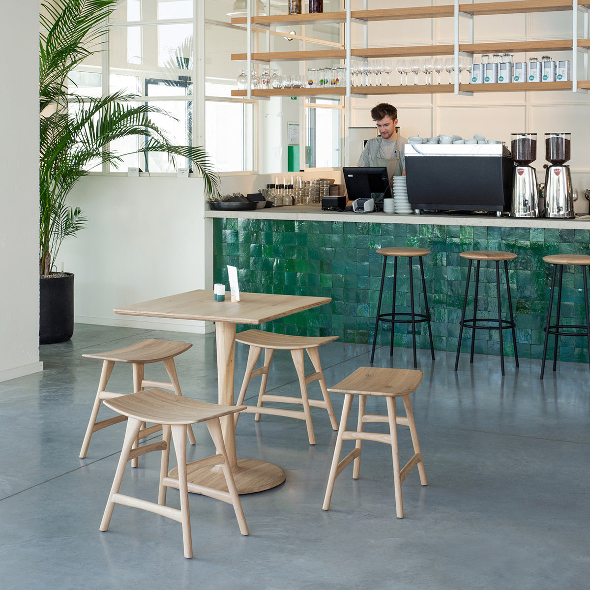 Tabouret Osso en chêne 5